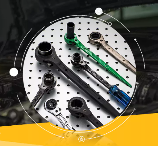 ¿Cuáles son las precauciones al usar una llave de tubo?